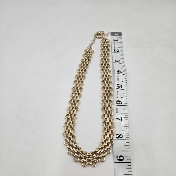 Gold Tone Interlocking Woven Weave Necklace Heavy Chain Metal Chic Choker 18" - Picture 5 of 5